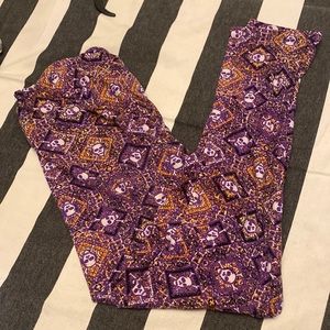 Woman’s Halloween leggings